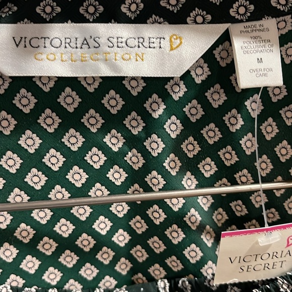 Victoria’s Secret PJ set - Picture 5 of 9